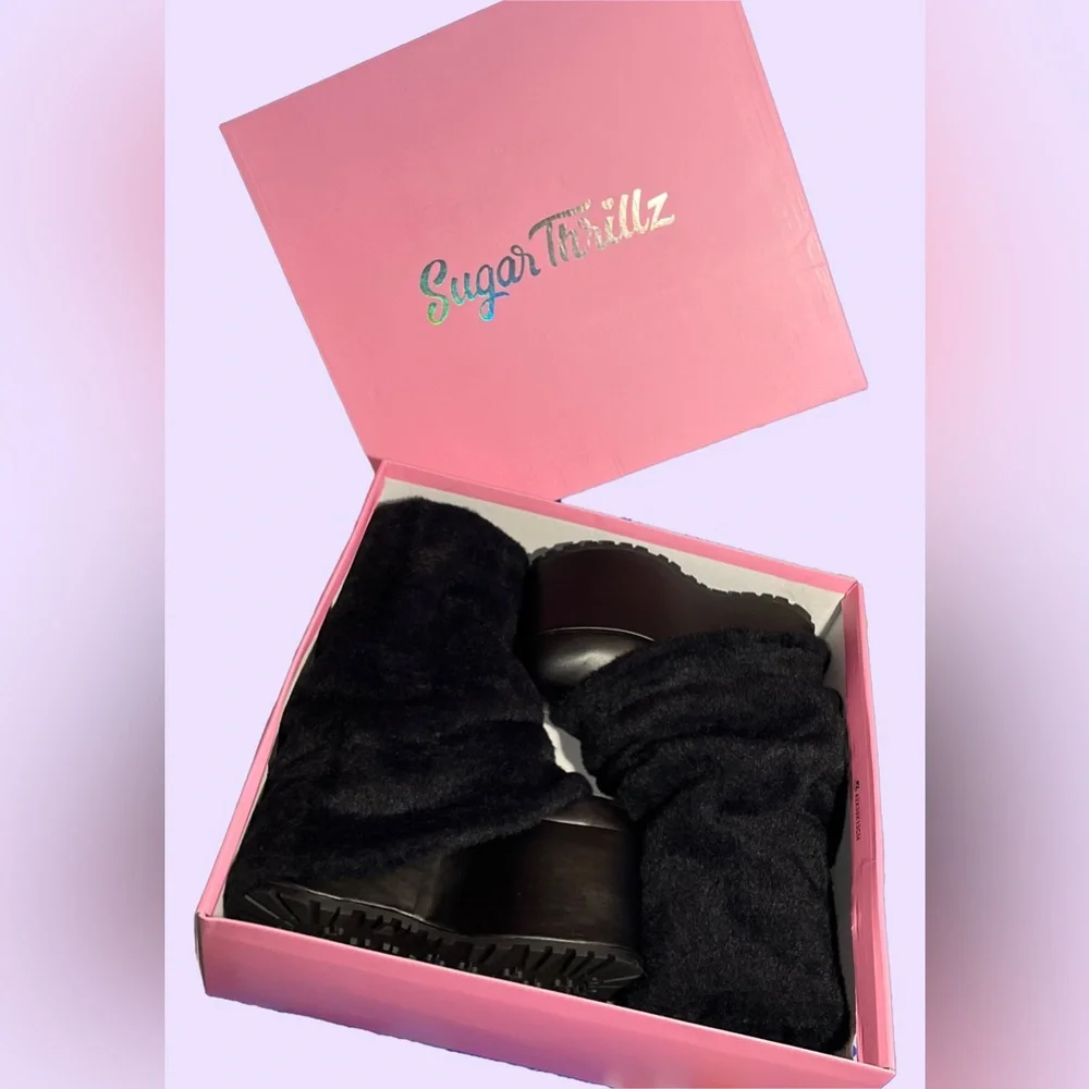 Sugar Thrillz Snuggle Wonderland Black Platform Boots with Leg Warmers - Picture 1 of 12